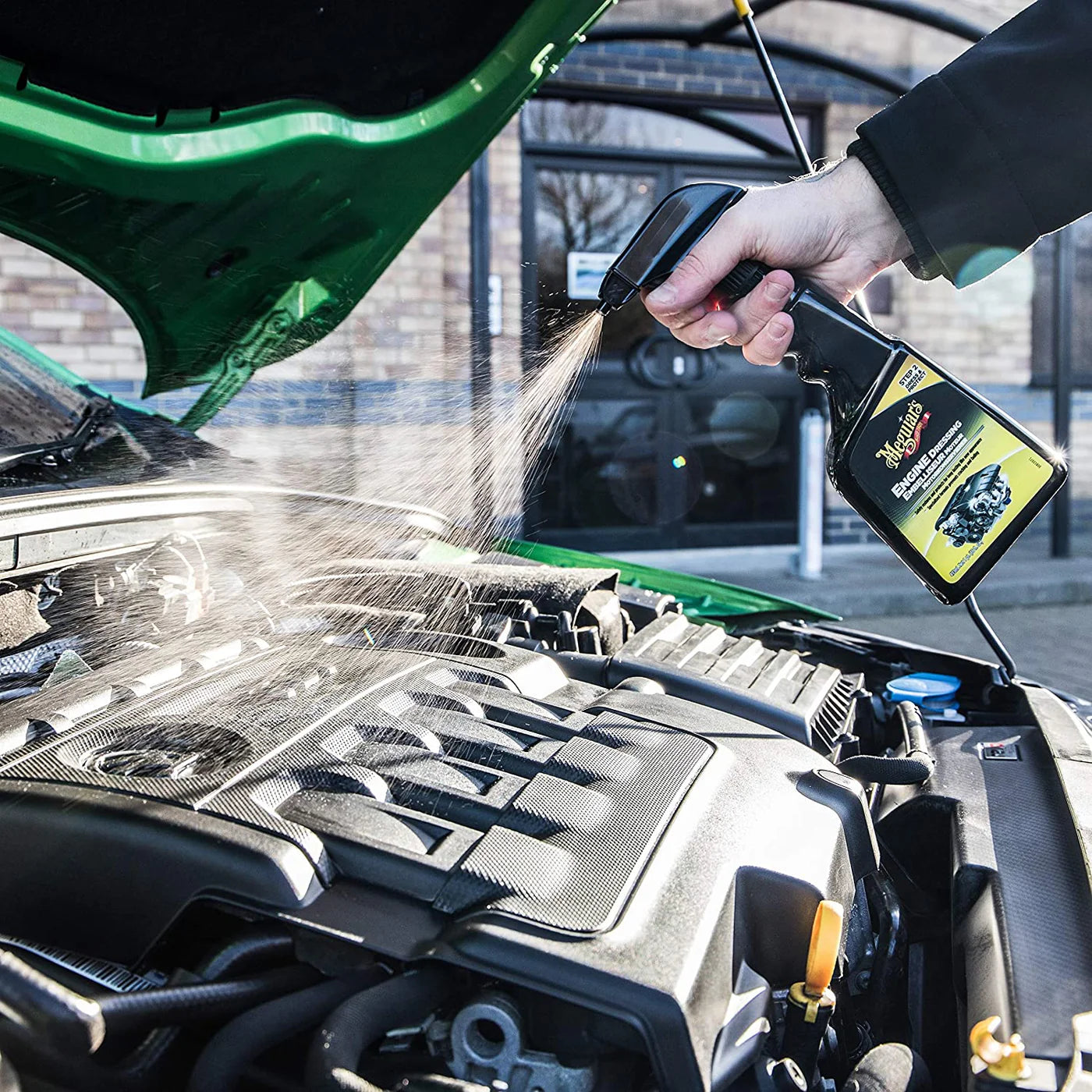 MEGUIAR´S ENGINE DRESSING 450ML